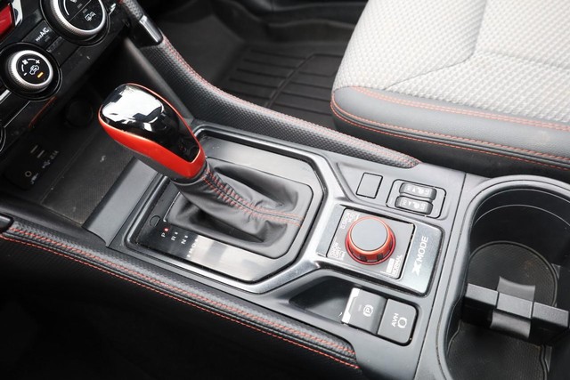Subaru Forester Vehicle Full-screen Gallery Image 18