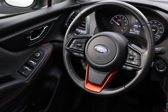 Subaru Forester Vehicle Full-screen Gallery Image 26