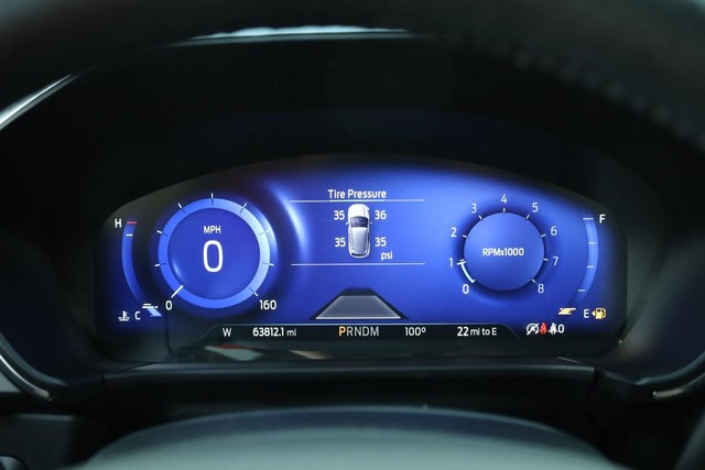 Ford Escape Vehicle Full-screen Gallery Image 12