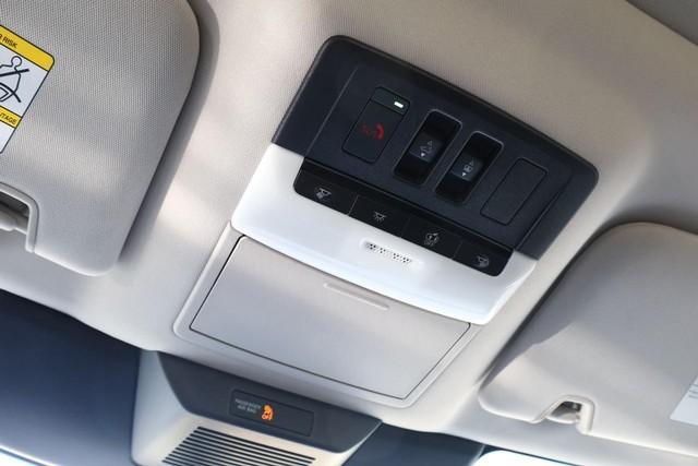 2025 Nissan Pathfinder SV - Photo 20