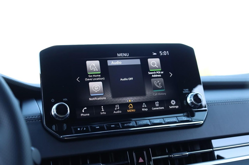 Nissan Rogue Plug-In Hybrid Vehicle Image 14