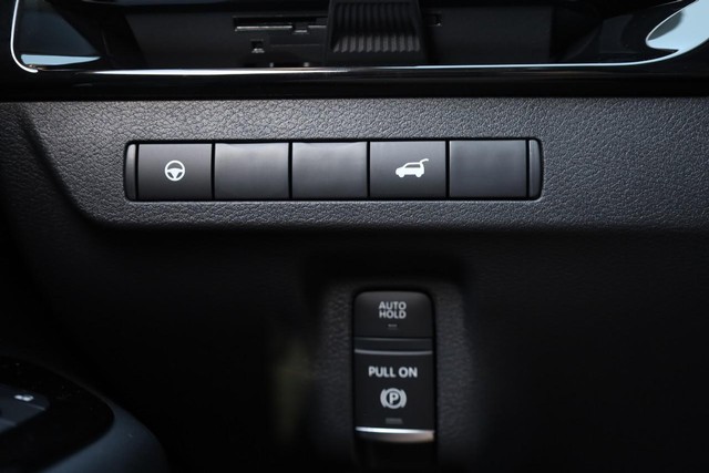 Nissan Murano Vehicle Full-screen Gallery Image 24