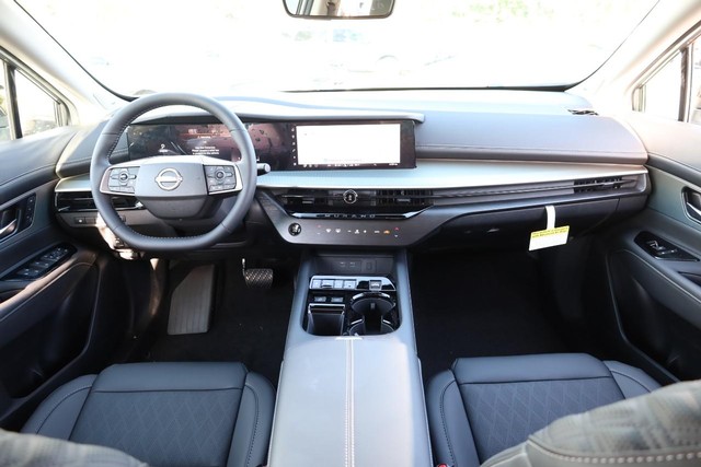 Nissan Murano Vehicle Full-screen Gallery Image 29
