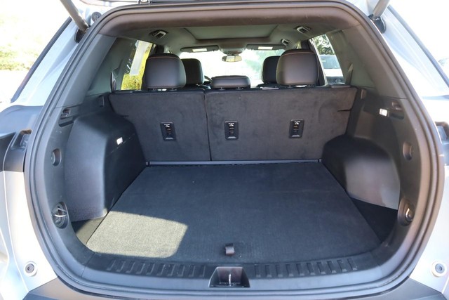 Chevrolet Equinox Vehicle Full-screen Gallery Image 07