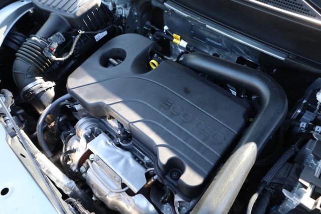 Chevrolet Equinox Vehicle Full-screen Gallery Image 29