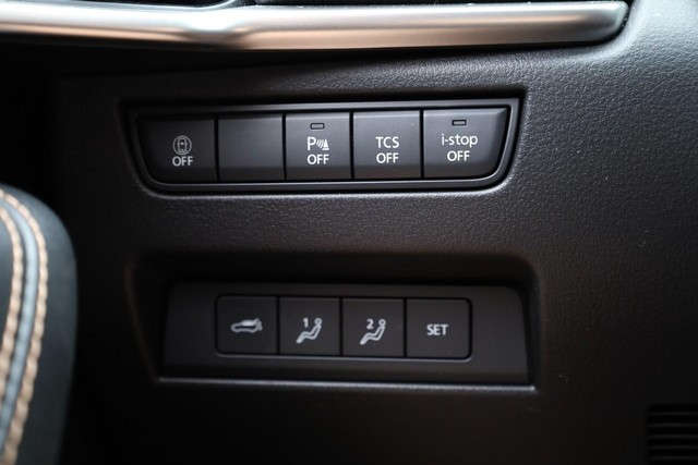 Mazda CX-90 Vehicle Full-screen Gallery Image 20