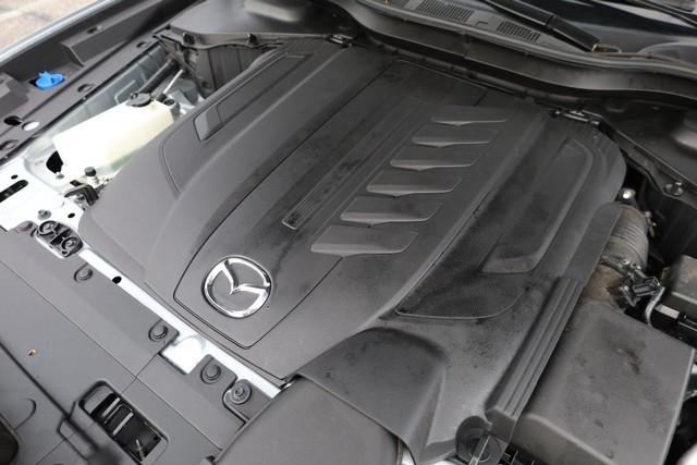 Mazda CX-90 Vehicle Full-screen Gallery Image 30