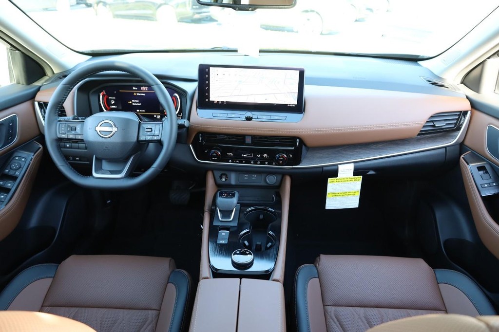 Nissan Rogue Vehicle Image 27