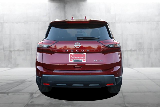 Nissan Rogue Vehicle Image 06