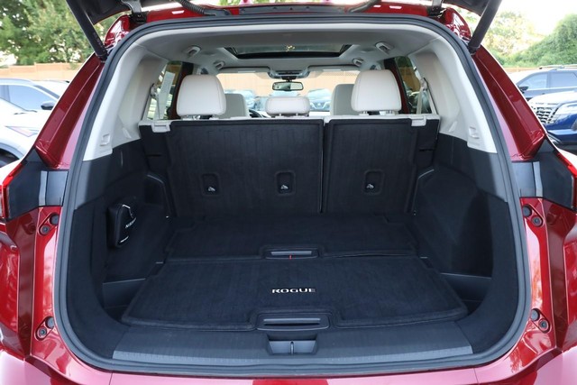 Nissan Rogue Vehicle Image 07