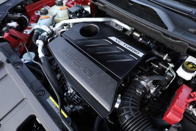 Nissan Rogue Vehicle Image 30