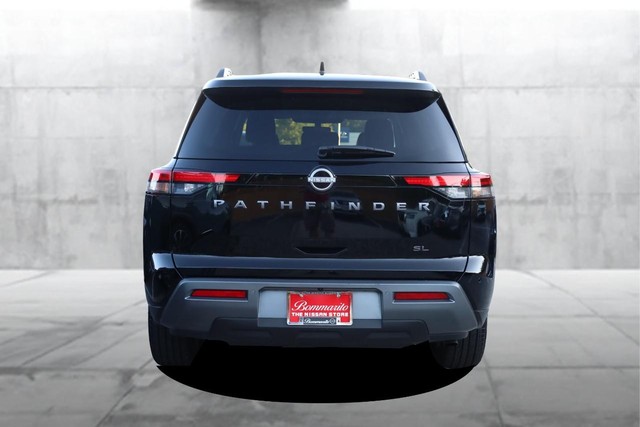 Nissan Pathfinder Vehicle Image 06