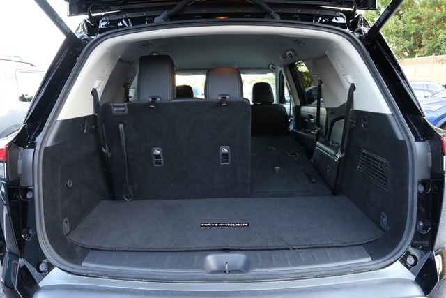 Nissan Pathfinder Vehicle Image 08