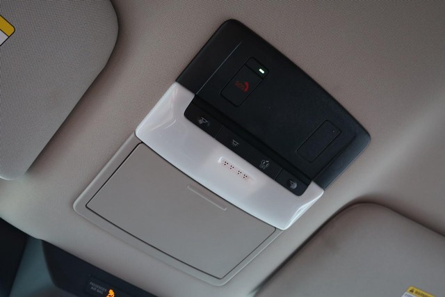 Nissan Pathfinder Vehicle Image 19