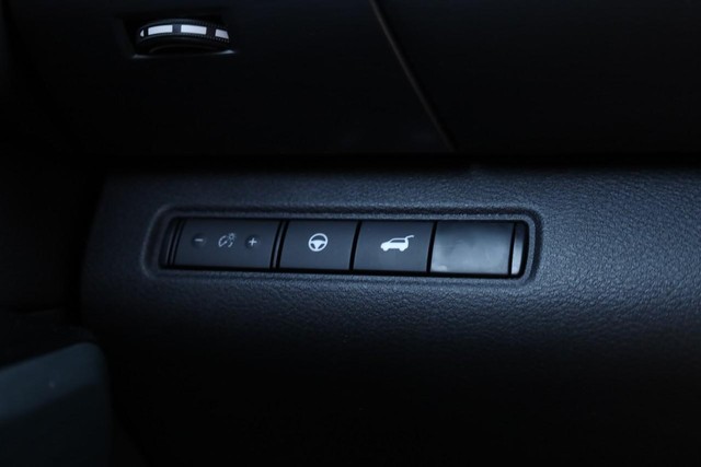 Nissan Pathfinder Vehicle Image 21