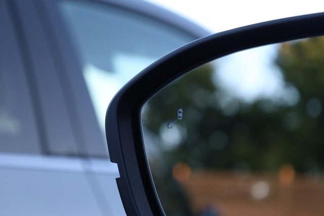 Nissan Pathfinder Vehicle Image 22