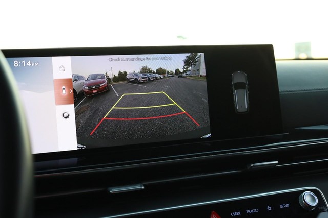 Genesis GV80 Vehicle Full-screen Gallery Image 13
