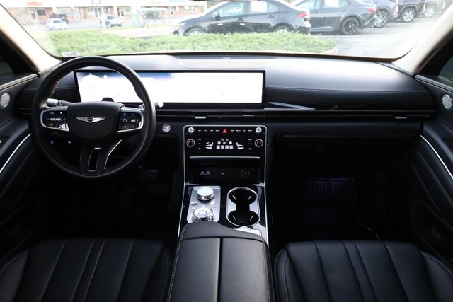 Genesis GV80 Vehicle Full-screen Gallery Image 25
