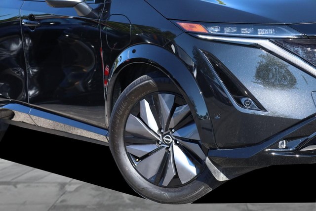 Nissan ARIYA Vehicle Full-screen Gallery Image 3