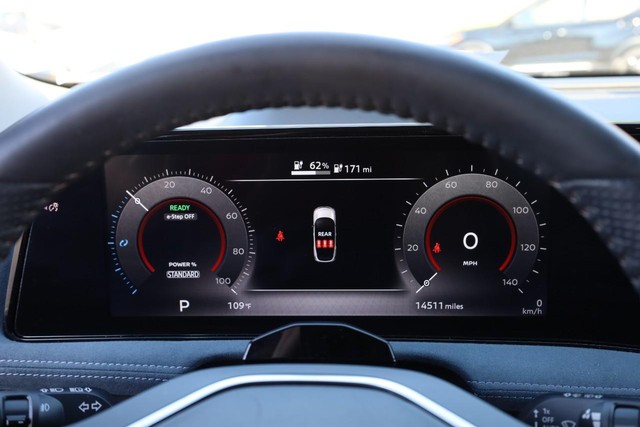 Nissan ARIYA Vehicle Full-screen Gallery Image 10