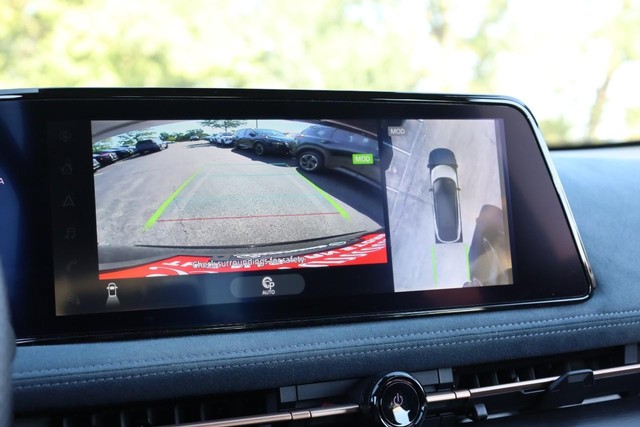 Nissan ARIYA Vehicle Full-screen Gallery Image 13