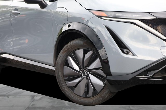 Nissan ARIYA Vehicle Full-screen Gallery Image 3