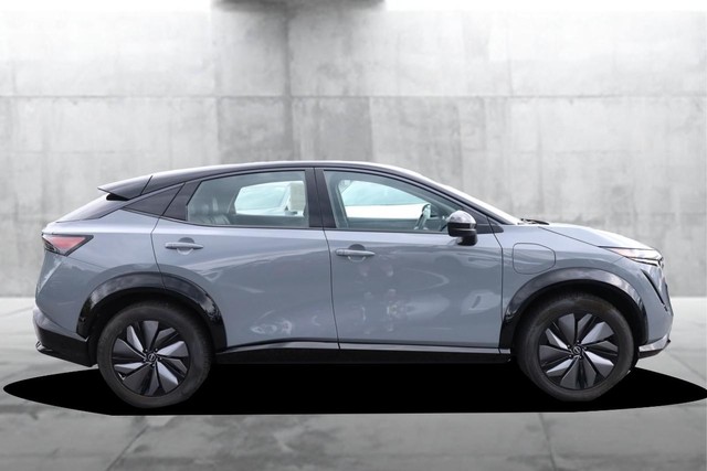 Nissan ARIYA Vehicle Full-screen Gallery Image 5