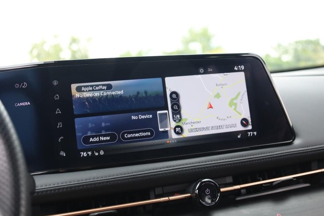 Nissan ARIYA Vehicle Full-screen Gallery Image 11