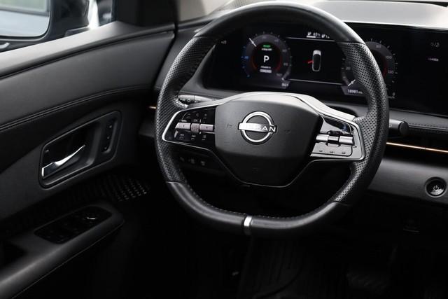 Nissan ARIYA Vehicle Full-screen Gallery Image 25