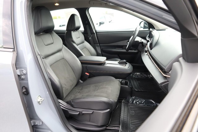 Nissan ARIYA Vehicle Full-screen Gallery Image 26