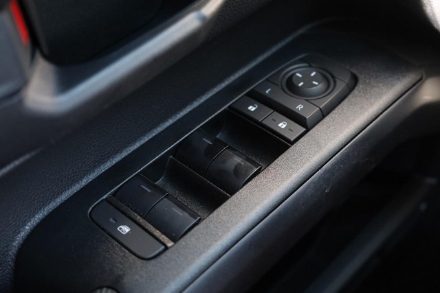 Toyota 4Runner Vehicle Image 17