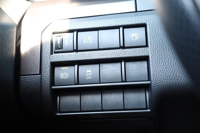 Toyota 4Runner Vehicle Image 18