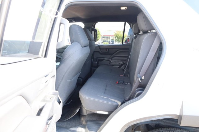 Toyota 4Runner Vehicle Image 20