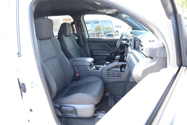 Toyota 4Runner Vehicle Image 23