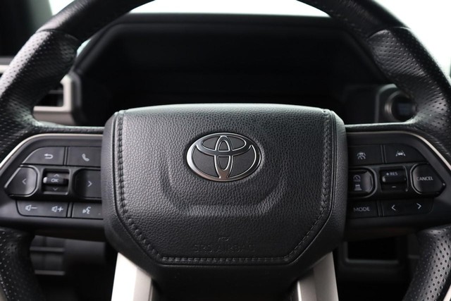 Toyota 4Runner Vehicle Image 09