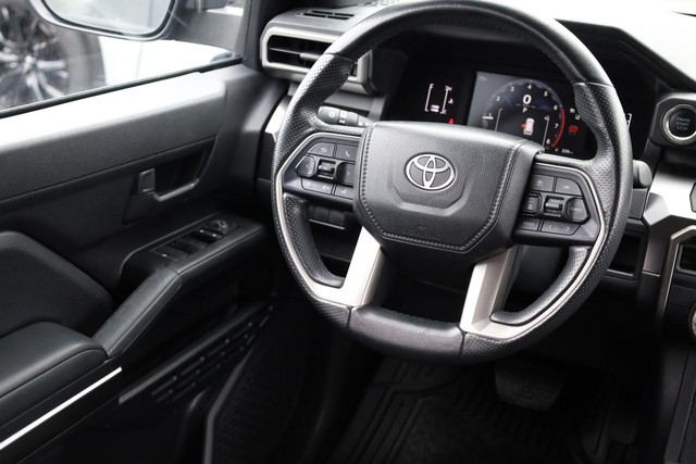 Toyota 4Runner Vehicle Image 24