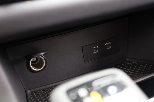 Nissan Pathfinder Vehicle Image 17