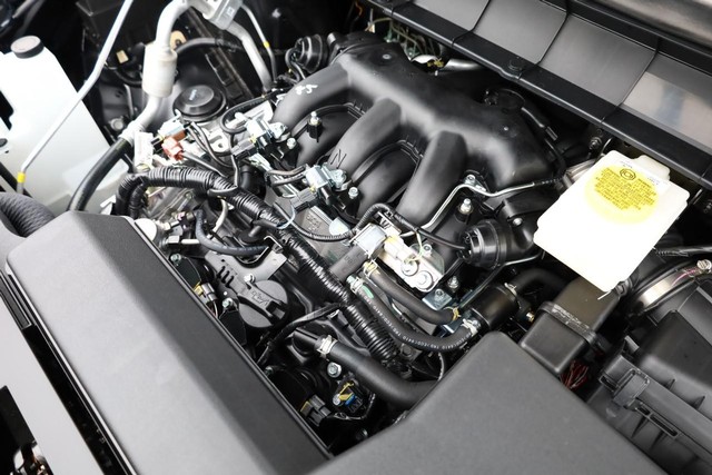 Nissan Pathfinder Vehicle Image 29