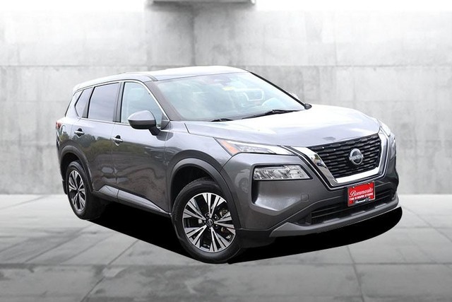Nissan Rogue Vehicle Image 02