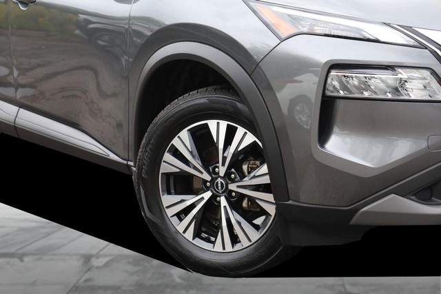 Nissan Rogue Vehicle Image 03