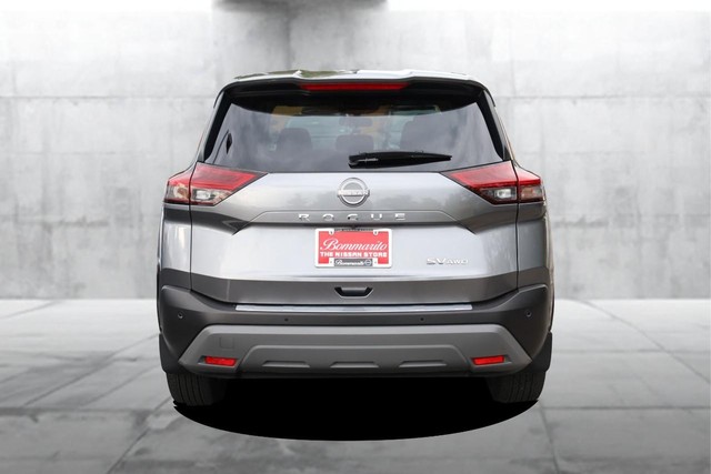 Nissan Rogue Vehicle Image 05
