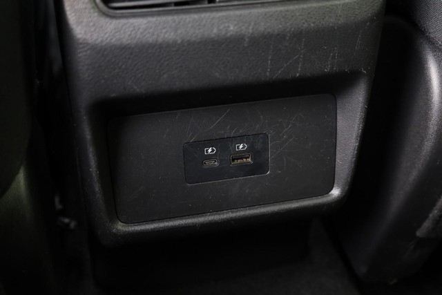 Nissan Rogue Vehicle Image 20