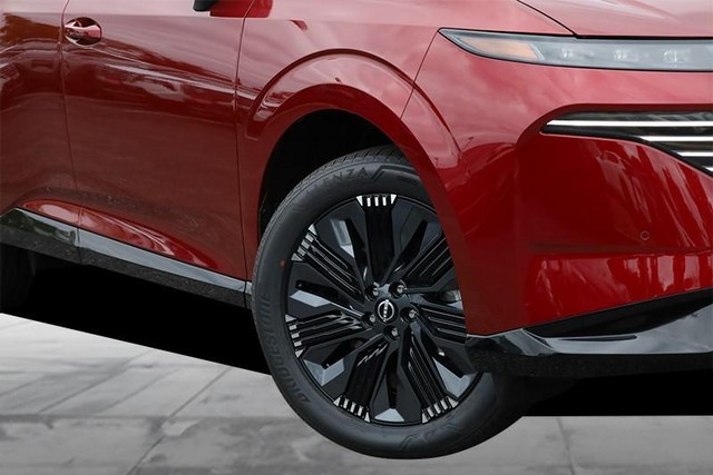 Nissan Murano Vehicle Full-screen Gallery Image 3
