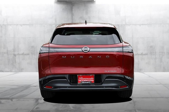 Nissan Murano Vehicle Full-screen Gallery Image 6