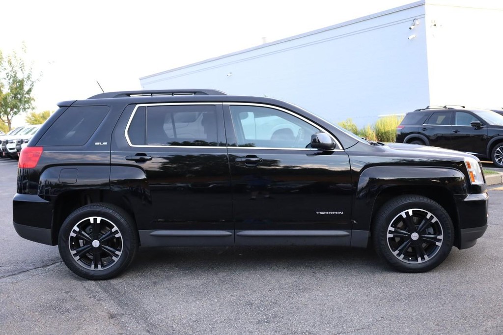 GMC Terrain Vehicle Image 05