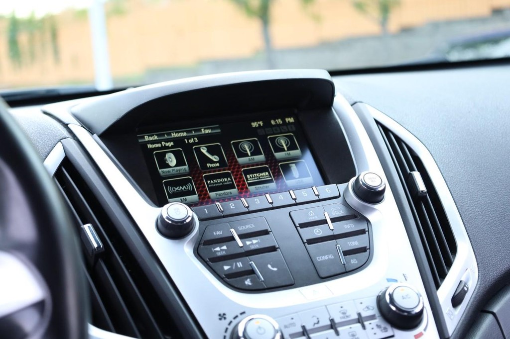 GMC Terrain Vehicle Image 13