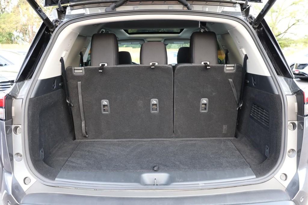 Nissan Pathfinder Vehicle Image 07