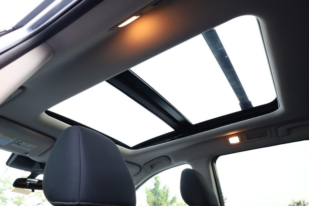Nissan Pathfinder Vehicle Image 12