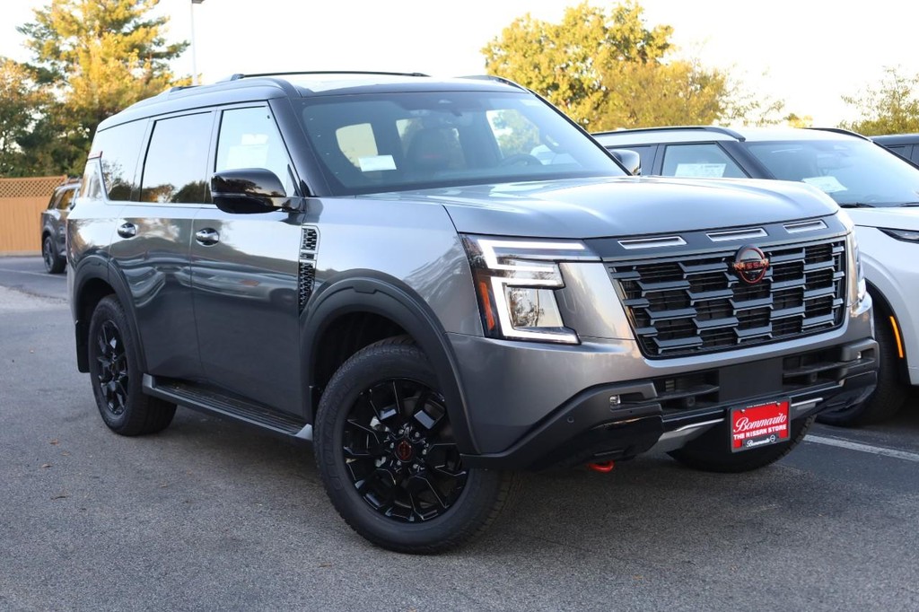 Nissan Armada Vehicle Image 02