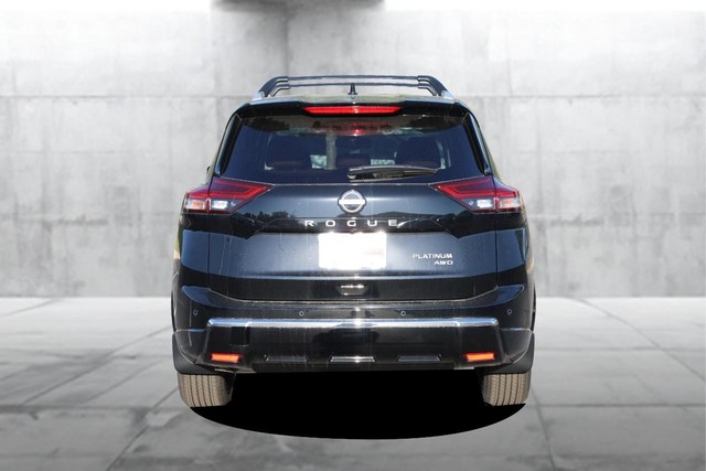 Nissan Rogue Vehicle Image 06